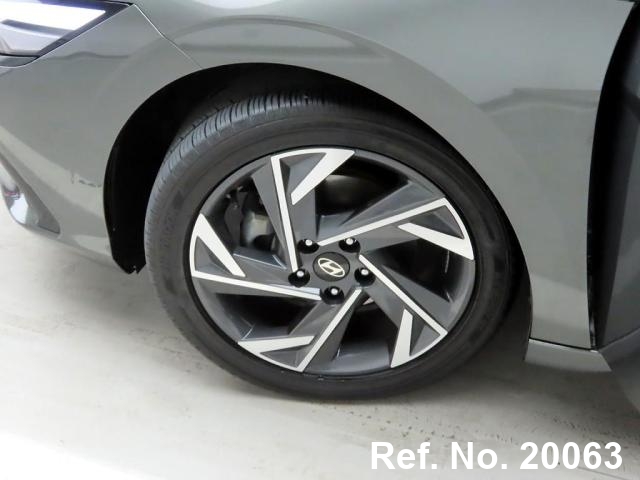  Hyundai / Avante Stock No. 20063